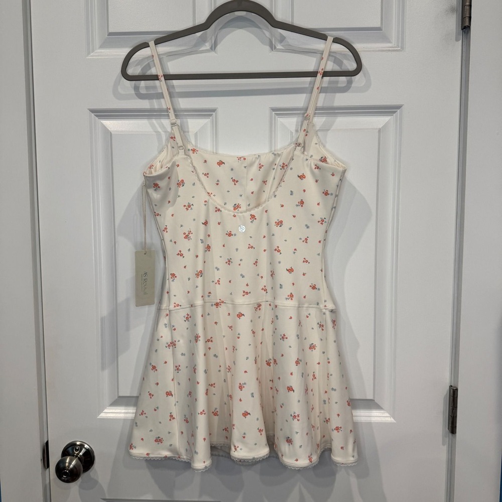 Altar'd State Floral Print Lace Trim Sports Active Mini Dress Size 2XL - Picture 9 of 10